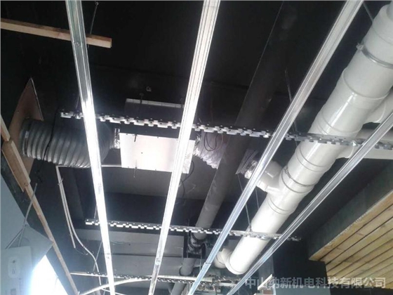 納新網(wǎng)吧新風(fēng)系統(tǒng)安裝布管