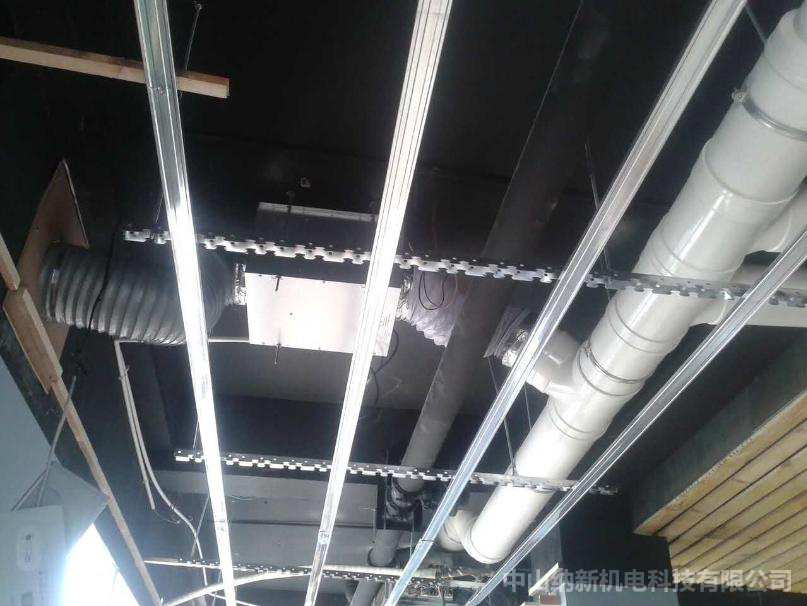 納新網吧新風系統安裝布管